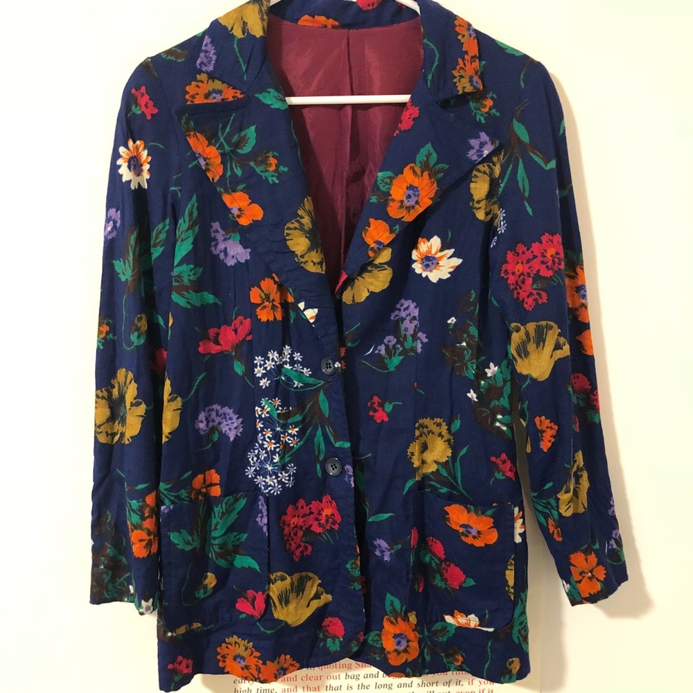 Vintage floral blazer 🌺🌸
